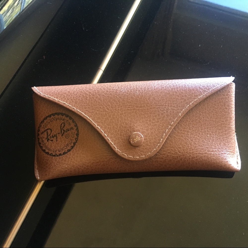 Ray-Ban case